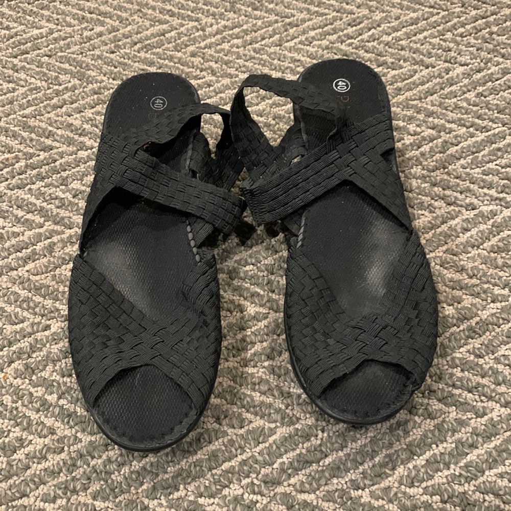 Bernie Mev wedge sandals